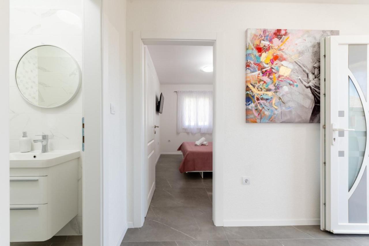 Apartment Vuletin Kaštela المظهر الخارجي الصورة