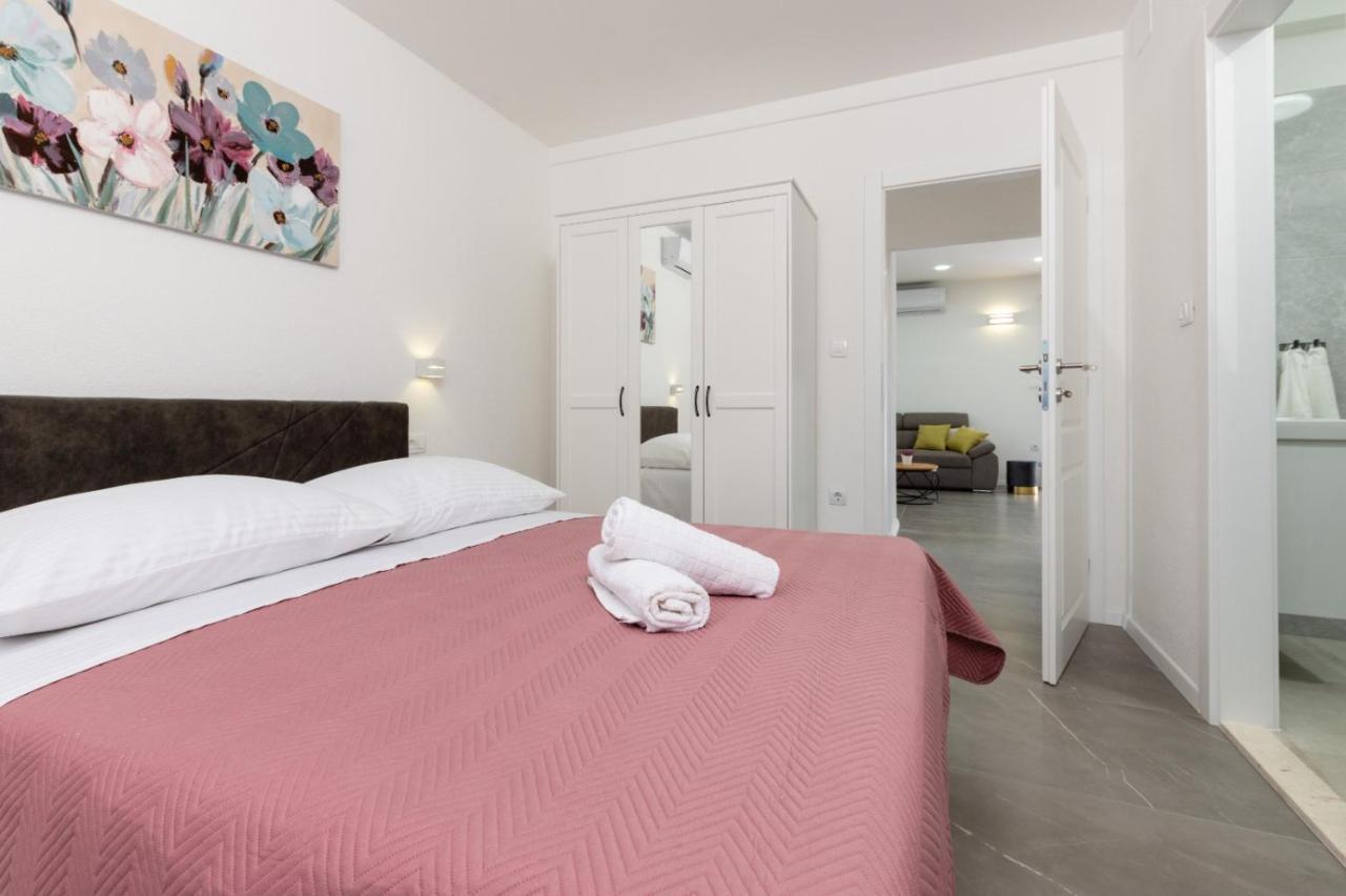 Apartment Vuletin Kaštela المظهر الخارجي الصورة